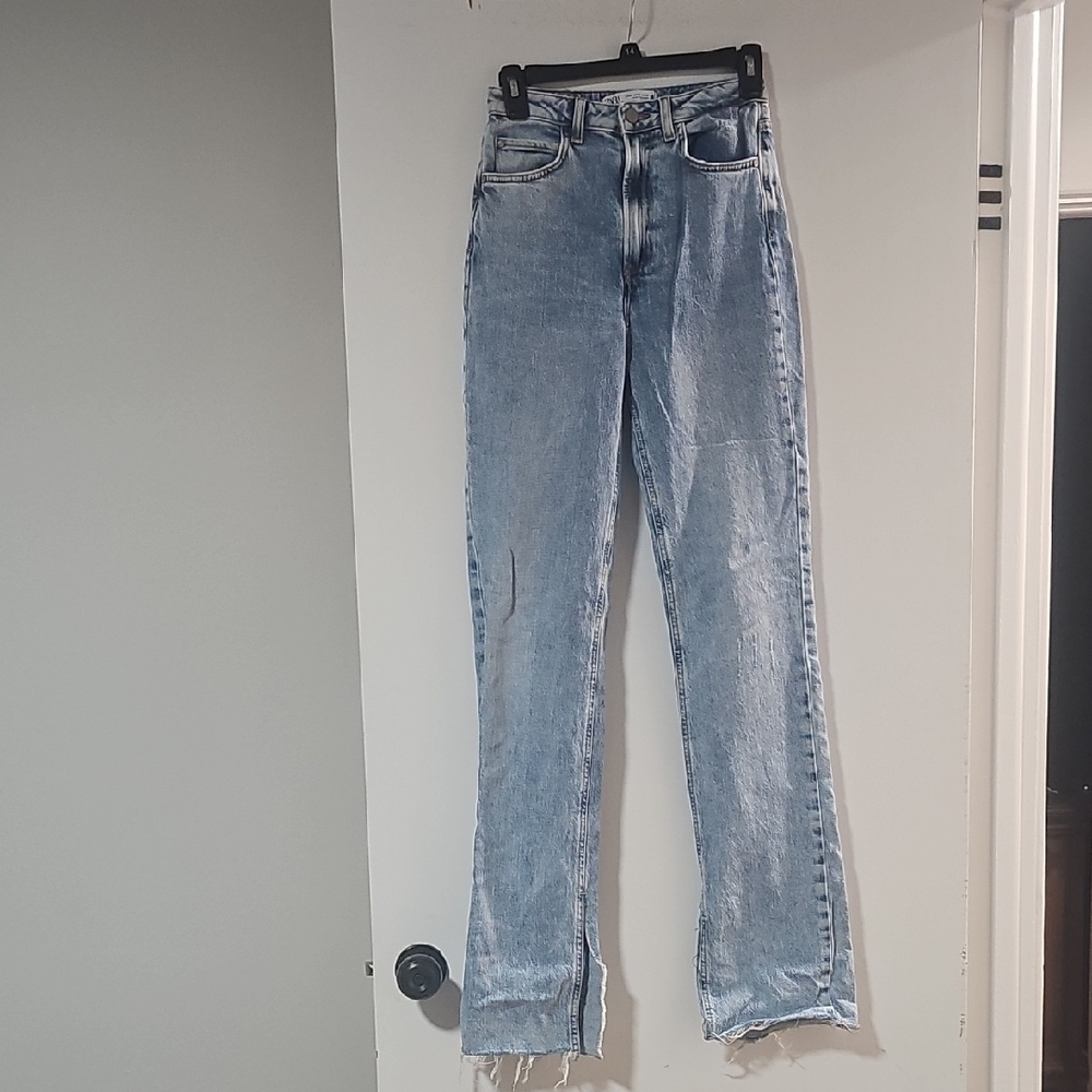 Zara Women's Straight Leg Light Blue Jeans